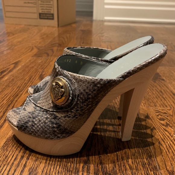 Gucci Heels in size 6 - Picture 1 of 4